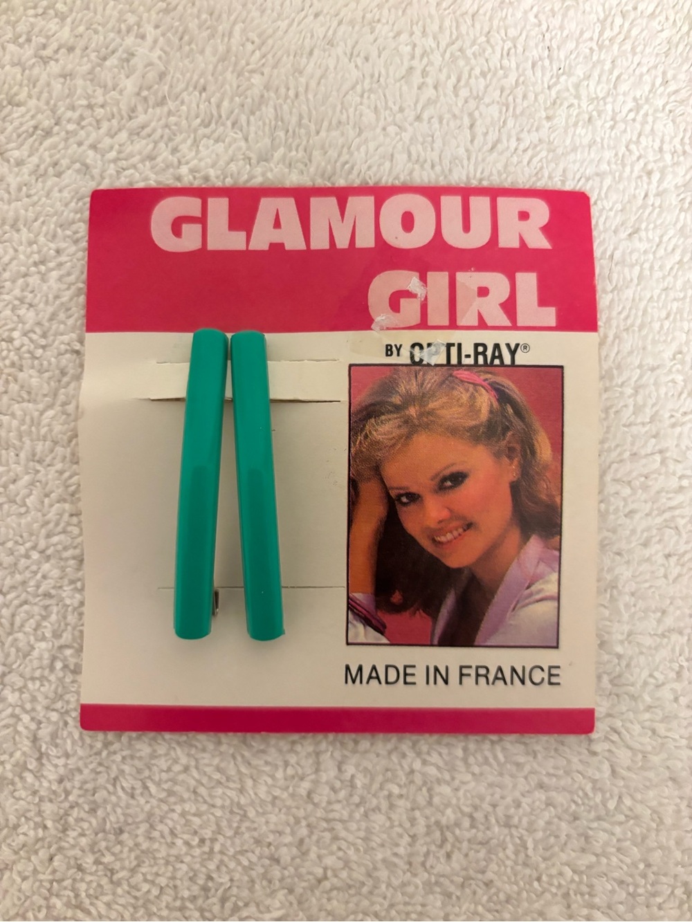 Vintage glamour girl French made hair barrettes new in pack